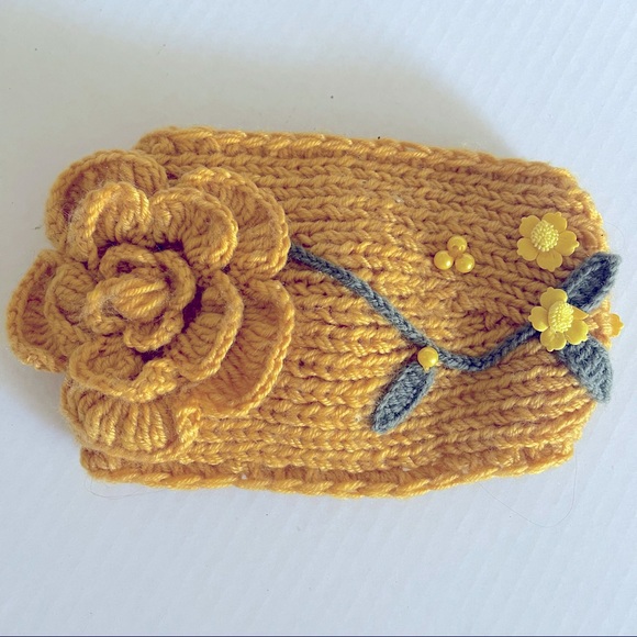 Accessories - Yellow crochet knitted headband